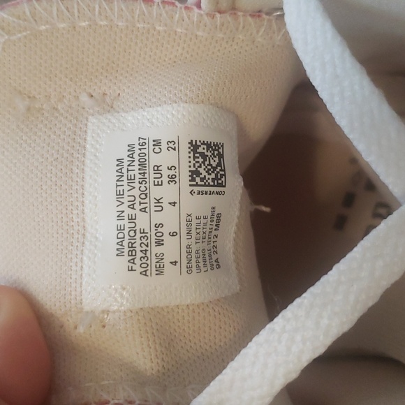 CONVERSE Chuck Taylor All Star, Bight Pink Sneaker. Men's Size 4, Women's Size 6 - Picture 11 of 13